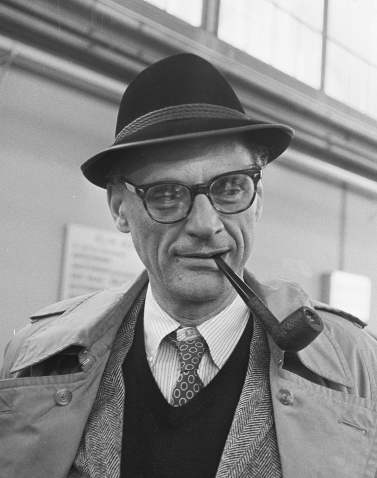 (ID_17387641786185) (/EZEZAGUNA) Arthur Miller