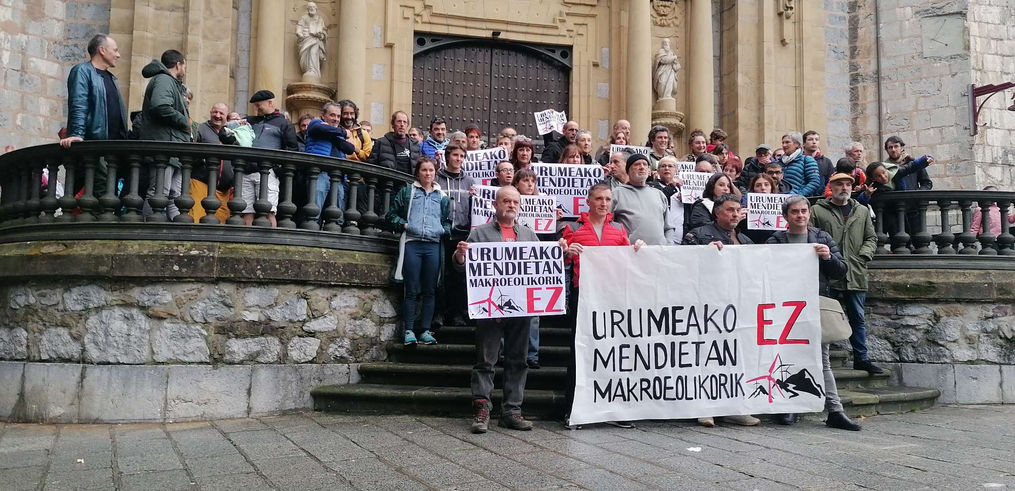 Urumea inguruko proiektu eolikoen aurka