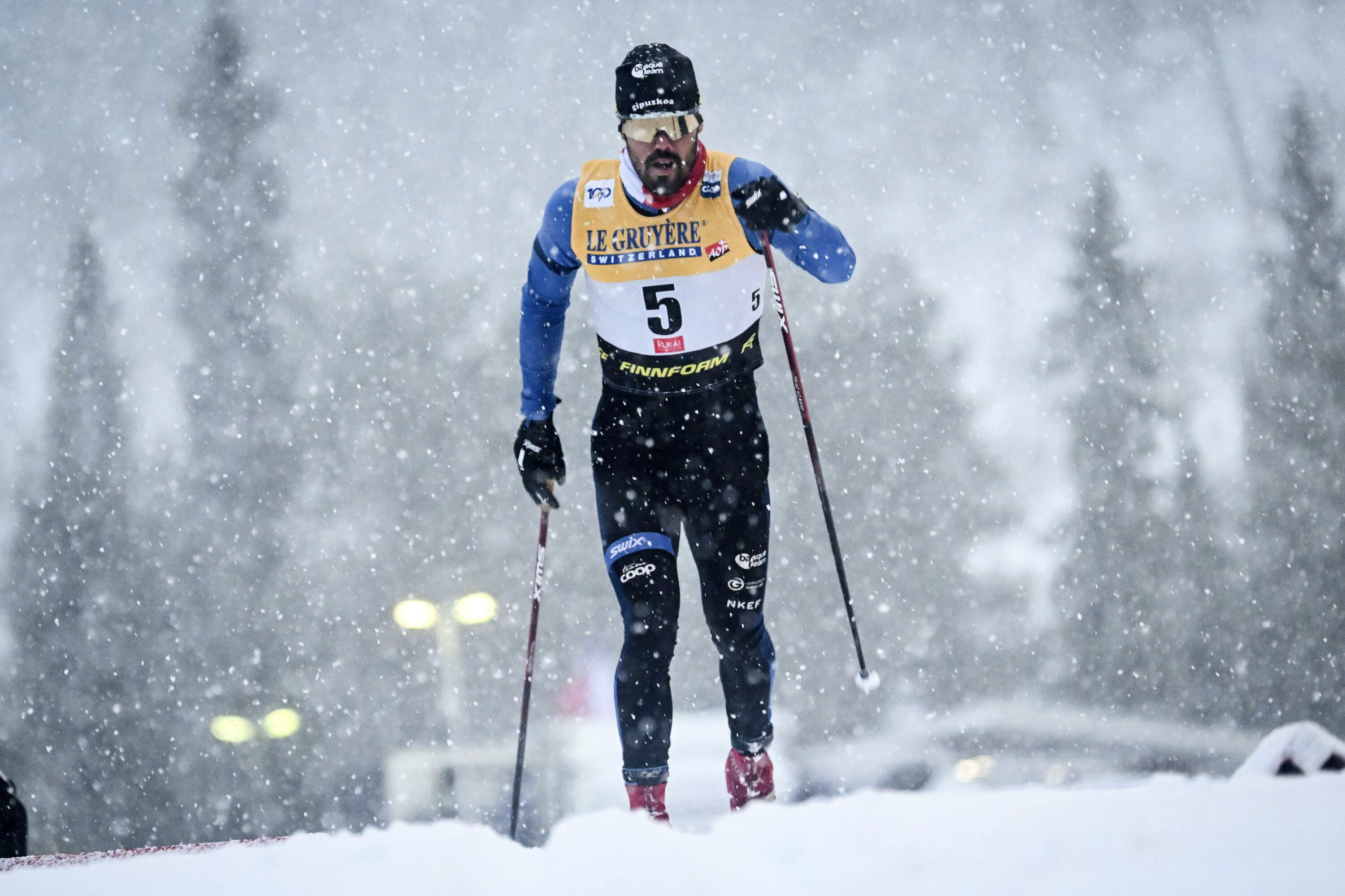 Imanol Rojo 2024-2025eko denboraldiaren hasieran, Munduko Kopako proba batean, Kuusamo herrian. KIMMO BRANDT / EFE