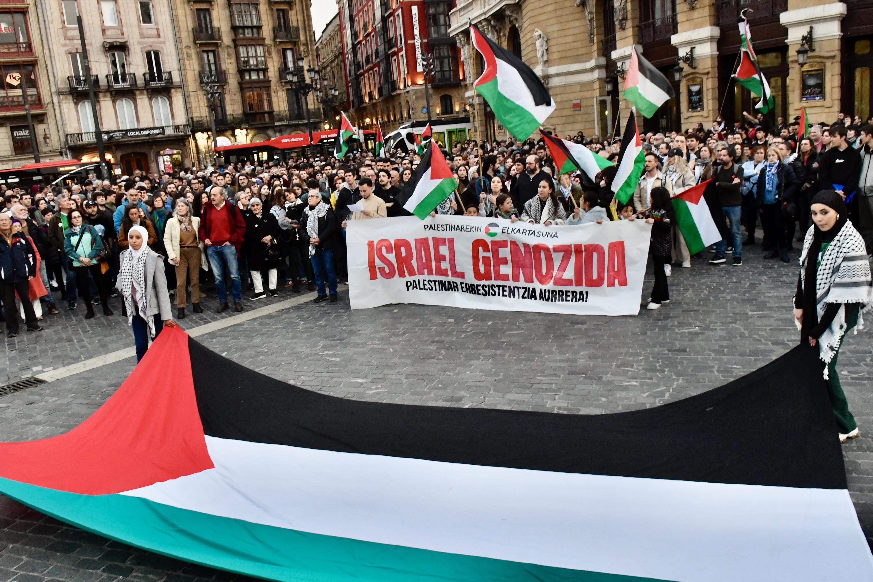 (ID_14790405) (Mikel Martinez de Trespuentes/@FOKU) 2025-03-20, Bilbo. Palestinaren aldeko protesta Bilbon