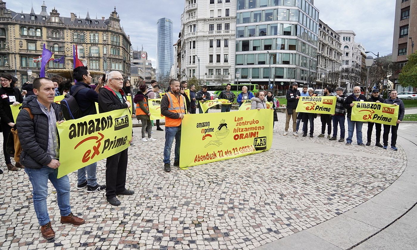 Amazoneko langileen protesta, Bilbon, ostegunean. FOKU.