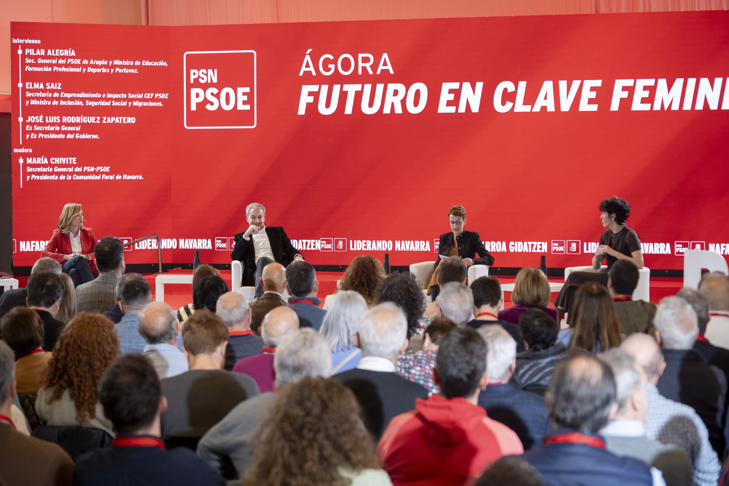 Pilar Alegria, Jose Luis Rodriguez Zapatero, Maria Txibite eta Elma Saiz, Baluarte jauregian. IÑIGO URIZ / FOKU