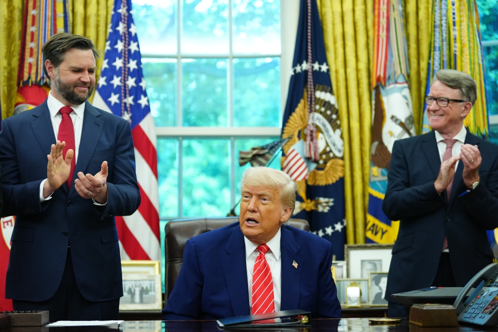 trump UK trump UK