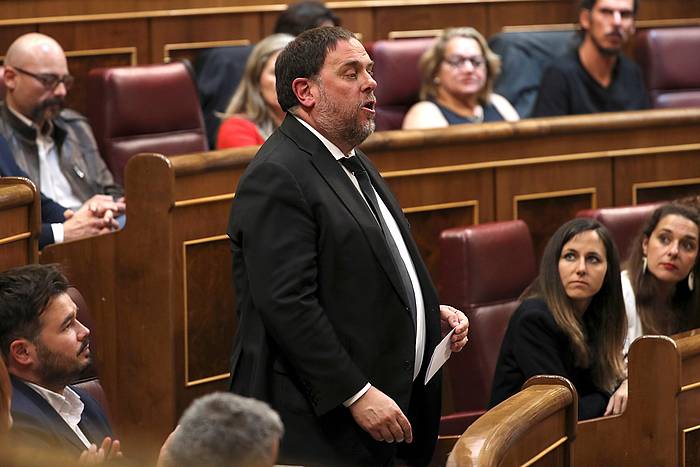 Oriol Junqueras Kataluniako presidenteorde espetxeratua, maiatzaren 21ean, Espainiako Kongresuan, diputatu akta jasotzeko saioan. GUILLEN, EFE