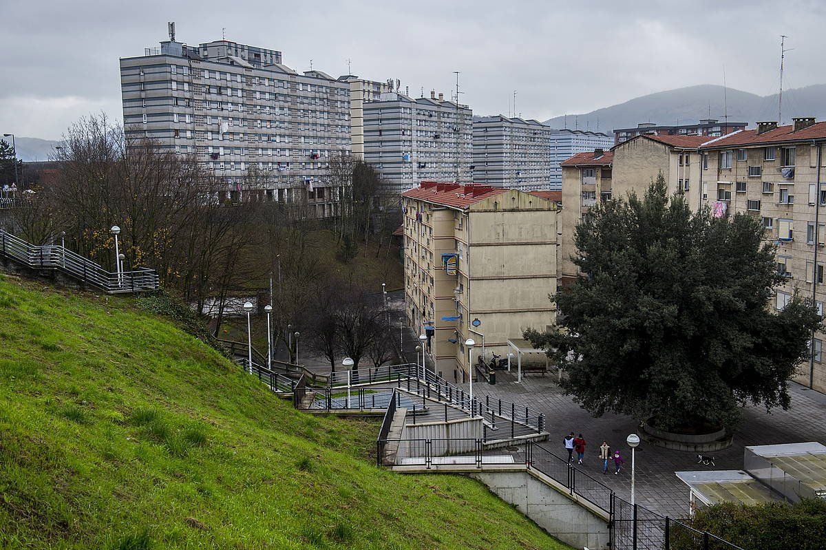 Bilboko Otxarkoaga auzoa, artxiboko irudi batean. MARISOL RAMIREZ / FOKU