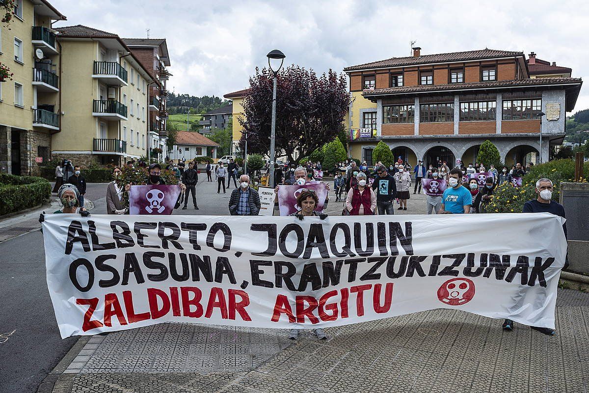 Zaldibarren gaur egindako elkarretaratzea. ARITZ LOIOLA, FOKU