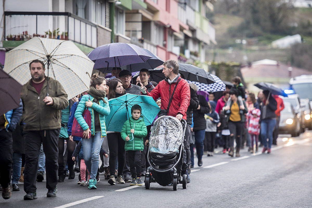 Lan, bizitza eta pentsio duinak eskatzeko joan den urtarrilaren 30ean egindako greba orokorreko mobilizazio bat, Ibarran (Gipuzkoa). GORKA RUBIO / FOKU