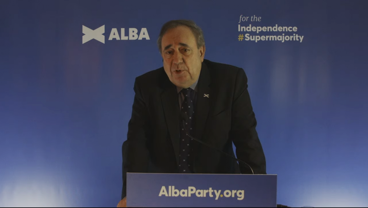 Salmond, gaur, alderdia eta hautagaitzak aurkezteko prentsaurrekoan. BERRIA